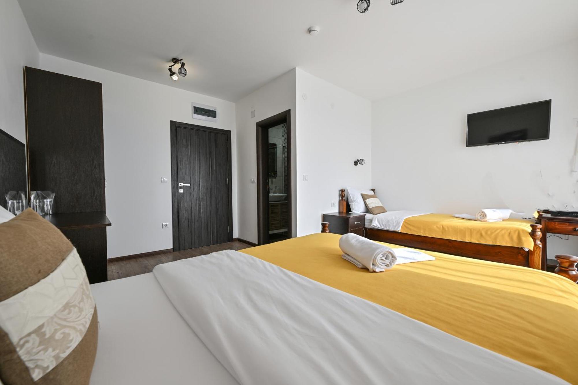 Konak Vuk Nova Varos Exterior photo
